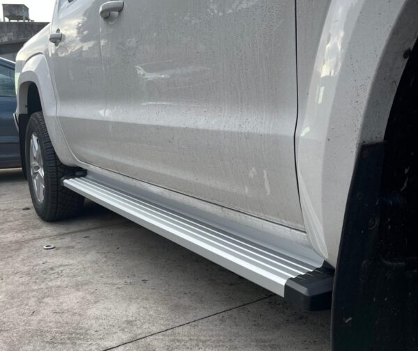 Estribo Plano de Aluminio - Cobra - Imagen 1